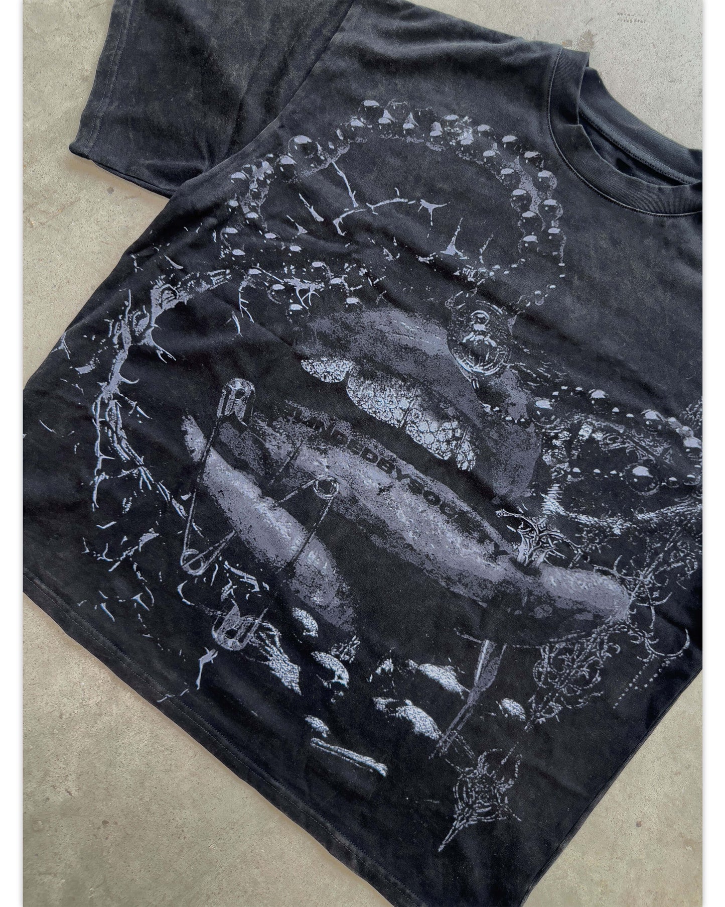 SOCIAL DECAY TEE